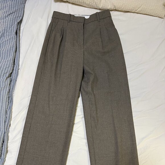 Aritzia Pants - Aritzia Effortless Pants (Precision Wool)